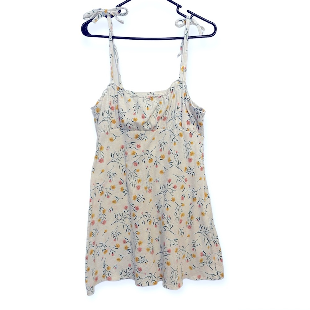 H&M Divided White/Floral Short Dress